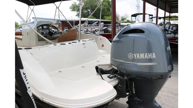 Slide: The Image of Stingray 212 SC 2020 - 37