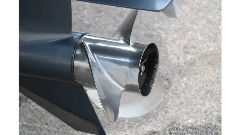 Slide: The Image of Stingray 212 SC 2020 - 38