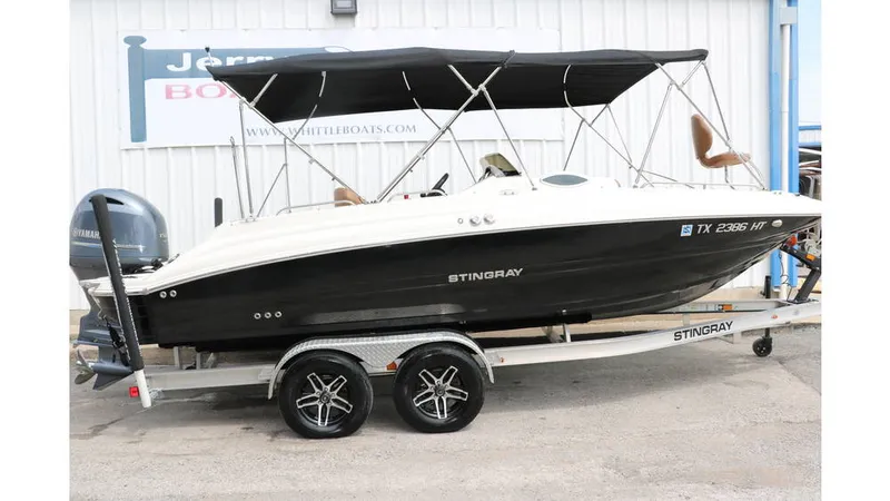 Slide: The Image of Stingray 212 SC 2020 - 46