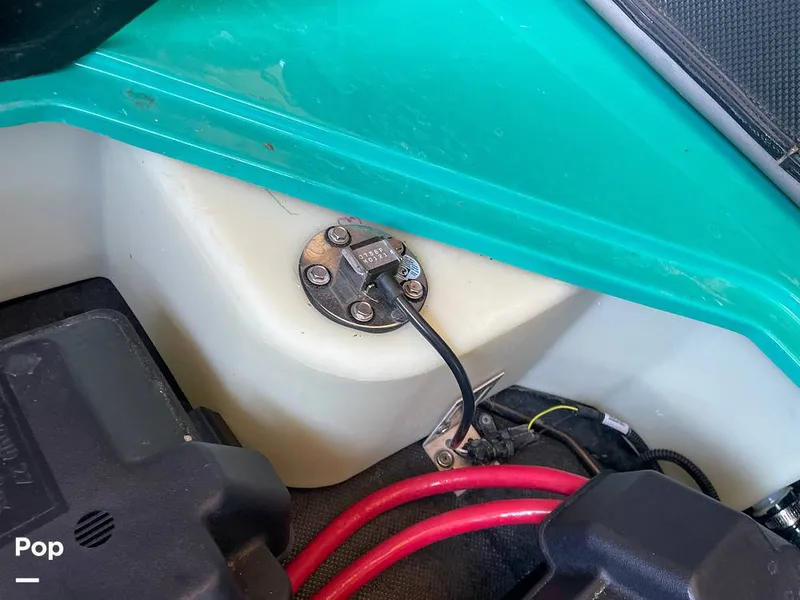 Slide: The Image of Malibu M240 2022 - 15788759