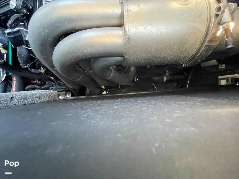 Slide: The Image of Malibu M240 2022 - 15788797