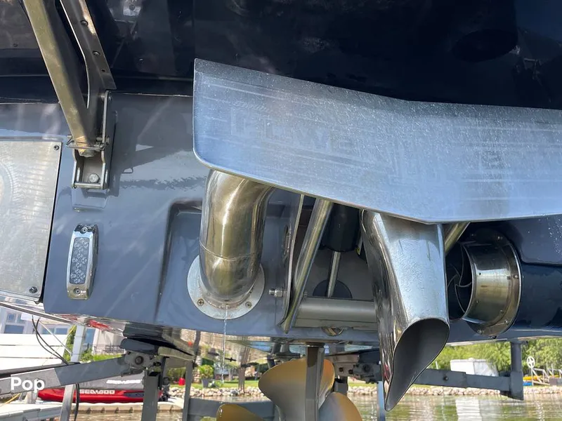 Slide: The Image of Malibu M240 2022 - 15788835