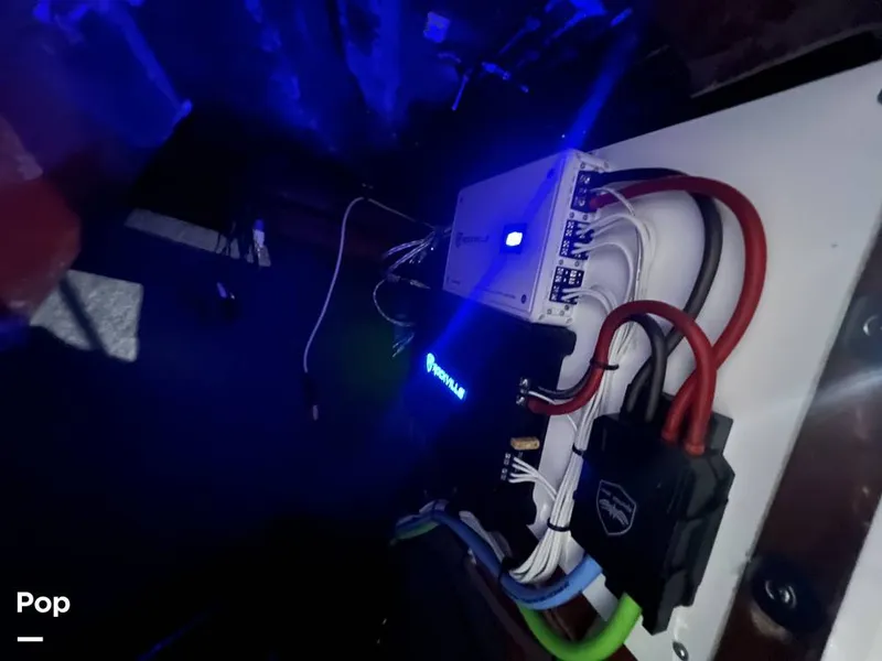 Slide: The Image of Yamaha 242 limited SE 2018 - 16054144