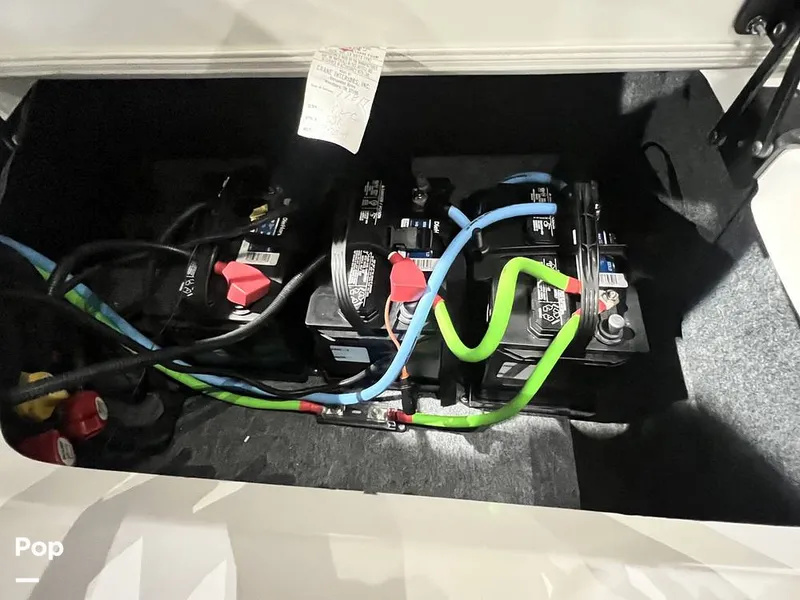 Slide: The Image of Yamaha 242 limited SE 2018 - 16054147