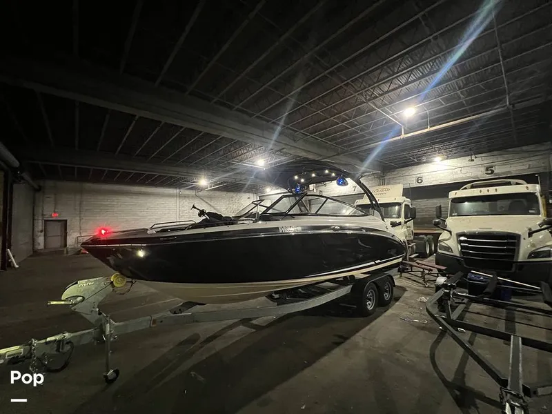 Slide: The Image of Yamaha 242 limited SE 2018 - 16054150