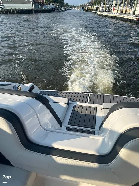 Slide: The Image of Yamaha 242 limited SE 2018 - 16054130