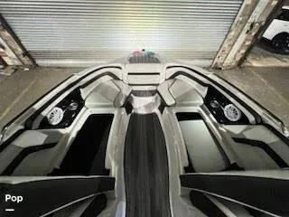 Slide: The Image of Yamaha 242 limited SE 2018 - 16038604