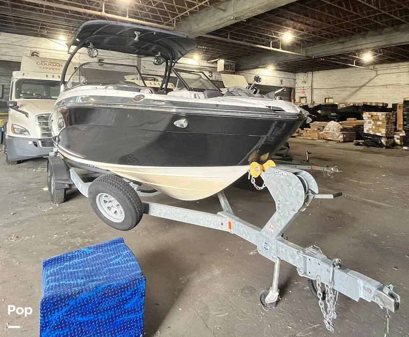 Slide: The Image of Yamaha 242 limited SE 2018 - 16010505