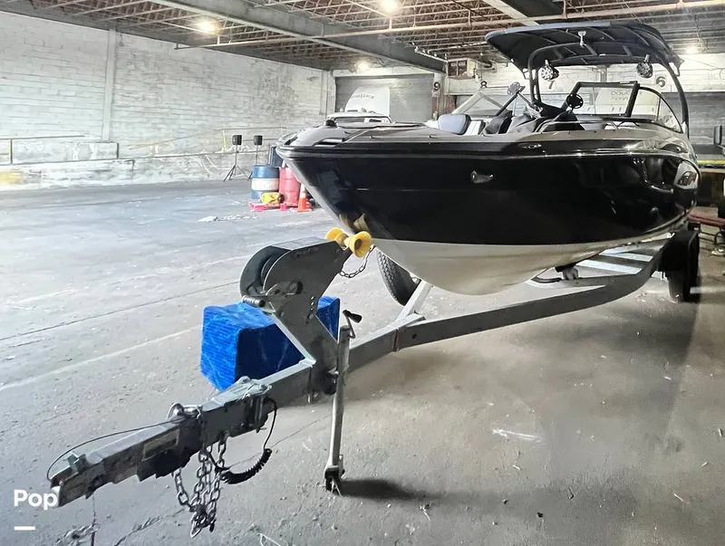 Slide: The Image of Yamaha 242 limited SE 2018 - 16010506