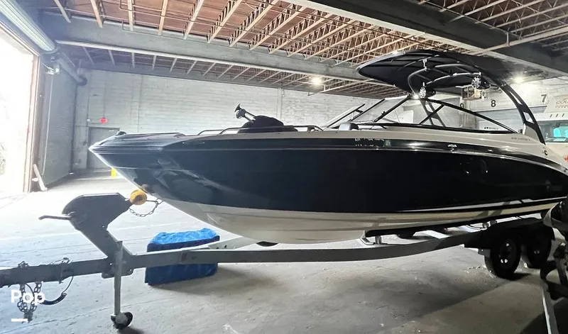 Slide: The Image of Yamaha 242 limited SE 2018 - 16010507