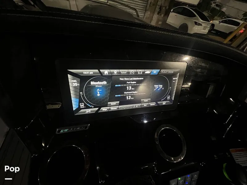 Slide: The Image of Yamaha 242 limited SE 2018 - 16054137