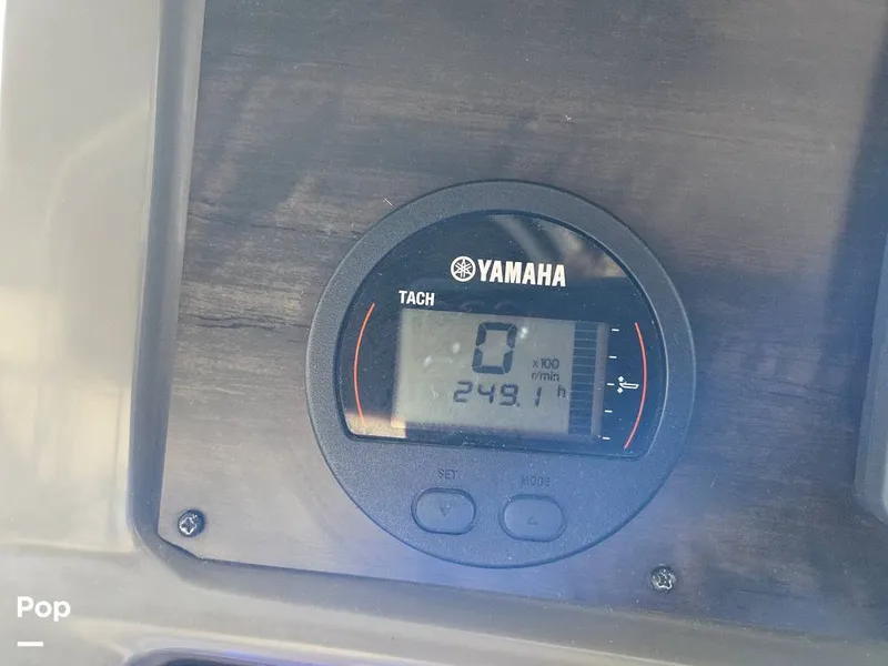 Slide: The Image of Hurricane 2690 SD 2016 - 15806806