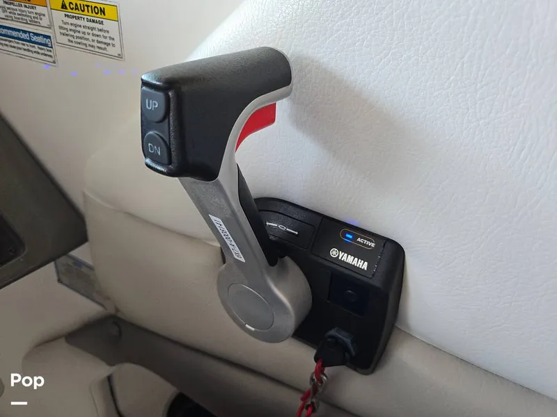 Slide: The Image of Hurricane 2690 SD 2016 - 15806812