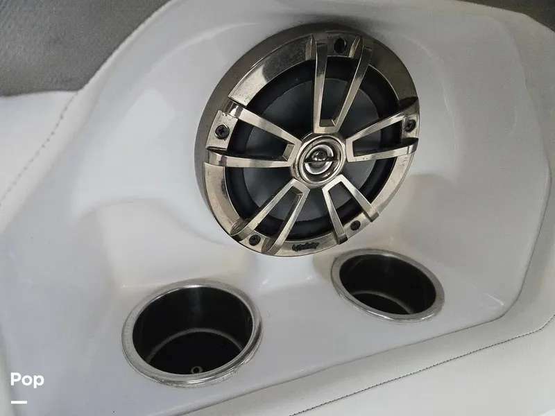 Slide: The Image of Hurricane 2690 SD 2016 - 15806813