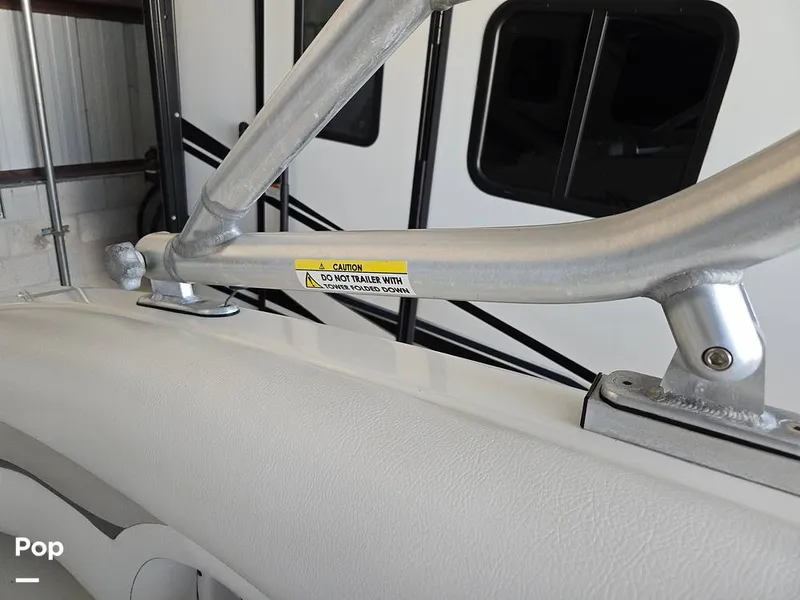 Slide: The Image of Hurricane 2690 SD 2016 - 15806824