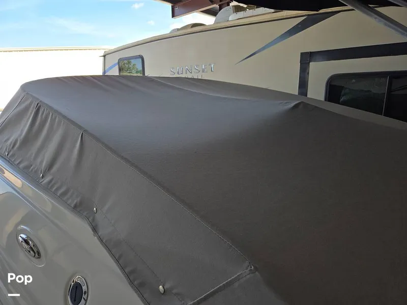 Slide: The Image of Hurricane 2690 SD 2016 - 15806836