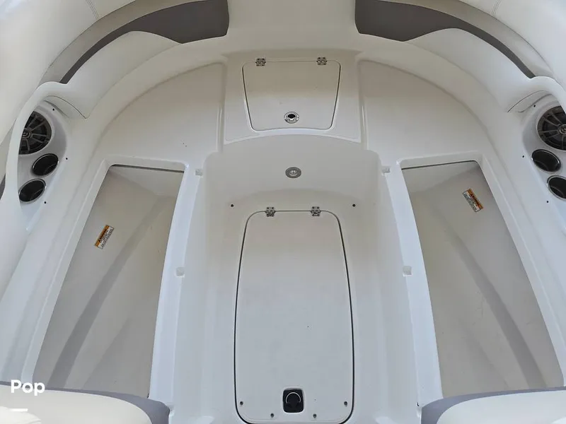 Slide: The Image of Hurricane 2690 SD 2016 - 15806742