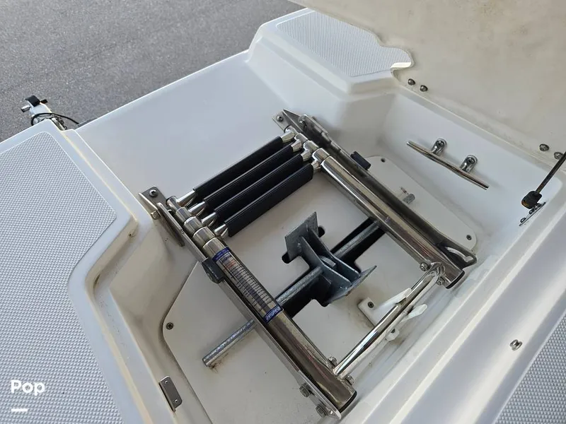 Slide: The Image of Hurricane 2690 SD 2016 - 15806750