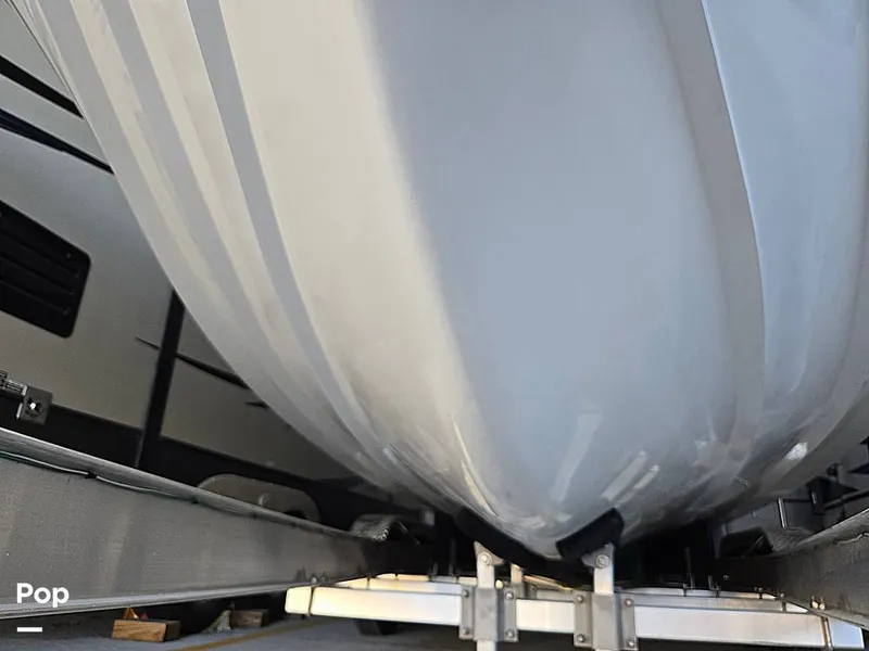 Slide: The Image of Hurricane 2690 SD 2016 - 15806710