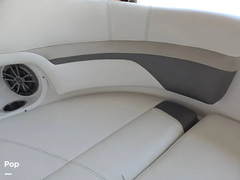 Slide: The Image of Hurricane 2690 SD 2016 - 15806757