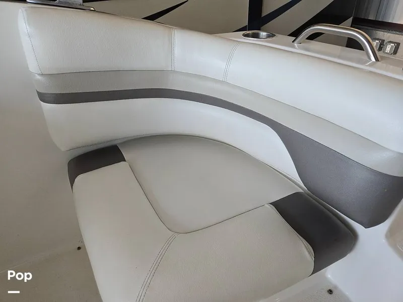 Slide: The Image of Hurricane 2690 SD 2016 - 15806774