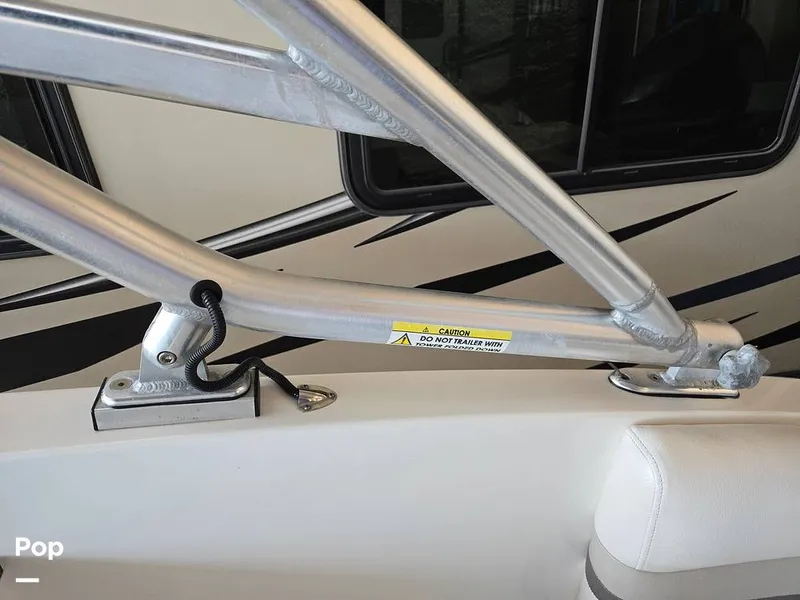 Slide: The Image of Hurricane 2690 SD 2016 - 15806782