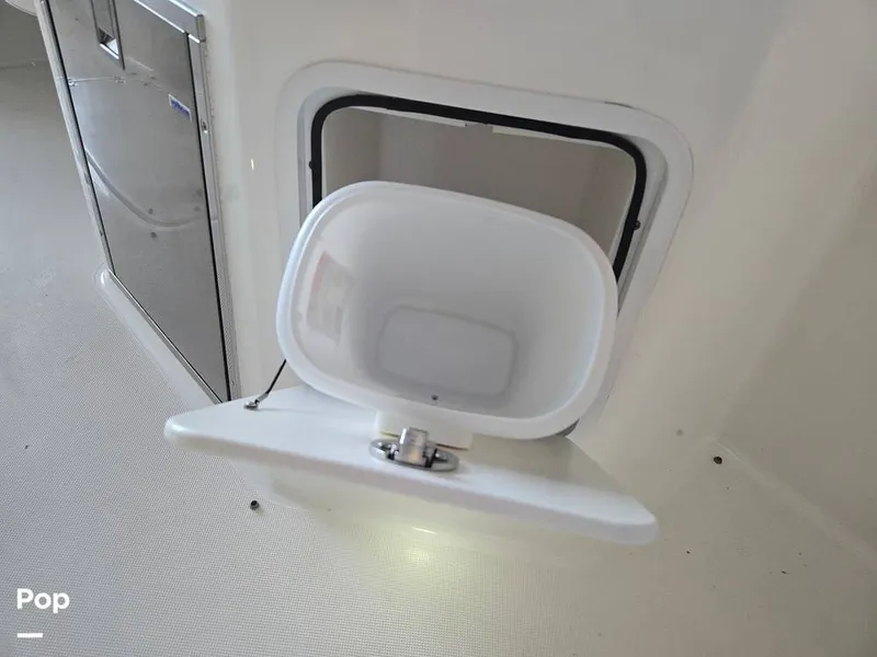 Slide: The Image of Hurricane 2690 SD 2016 - 15806785