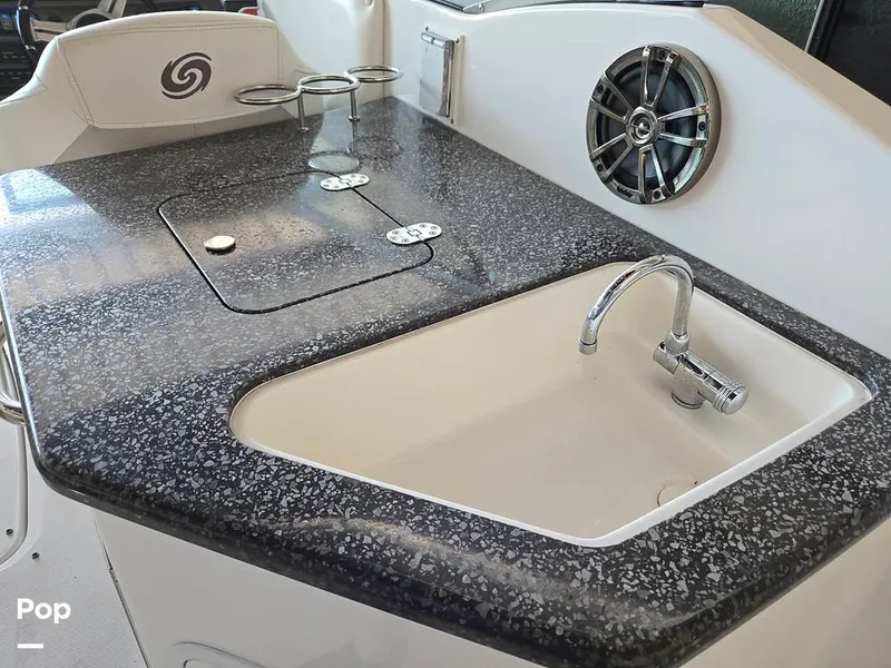 Slide: The Image of Hurricane 2690 SD 2016 - 15806786