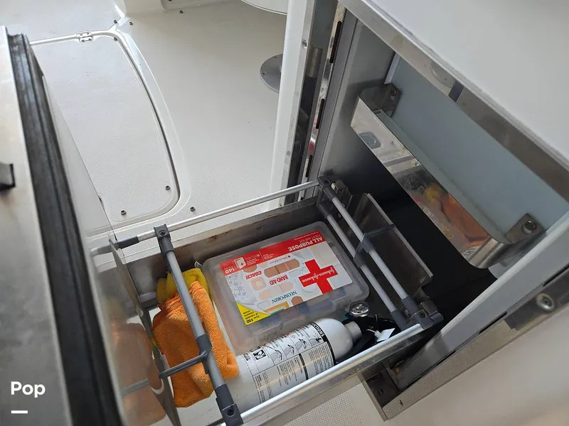 Slide: The Image of Hurricane 2690 SD 2016 - 15806788