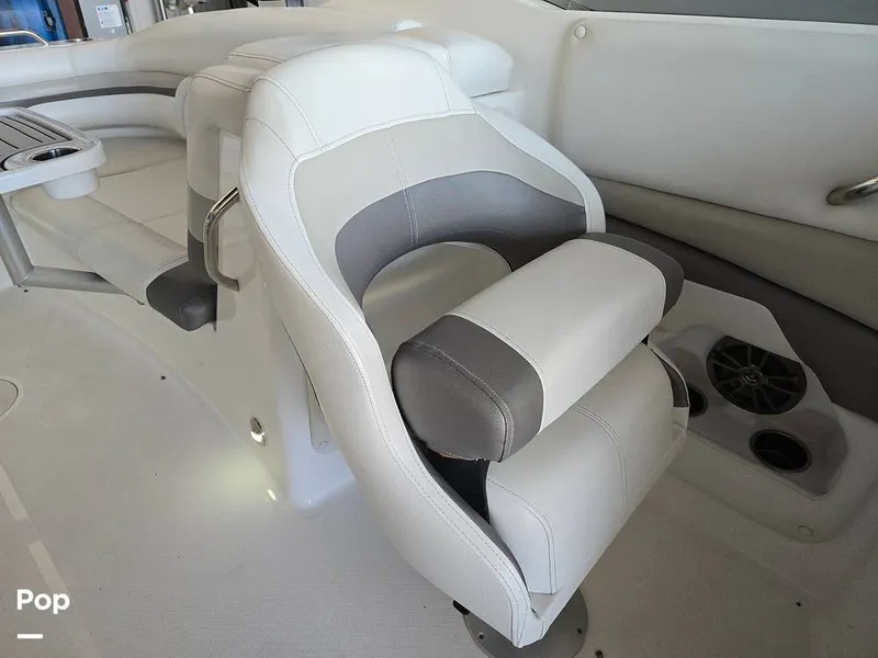 Slide: The Image of Hurricane 2690 SD 2016 - 15806796