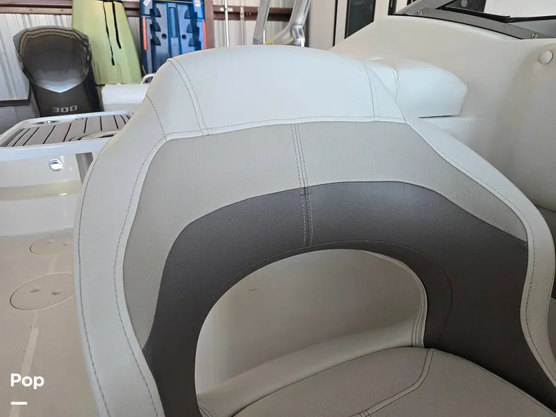 Slide: The Image of Hurricane 2690 SD 2016 - 15806799