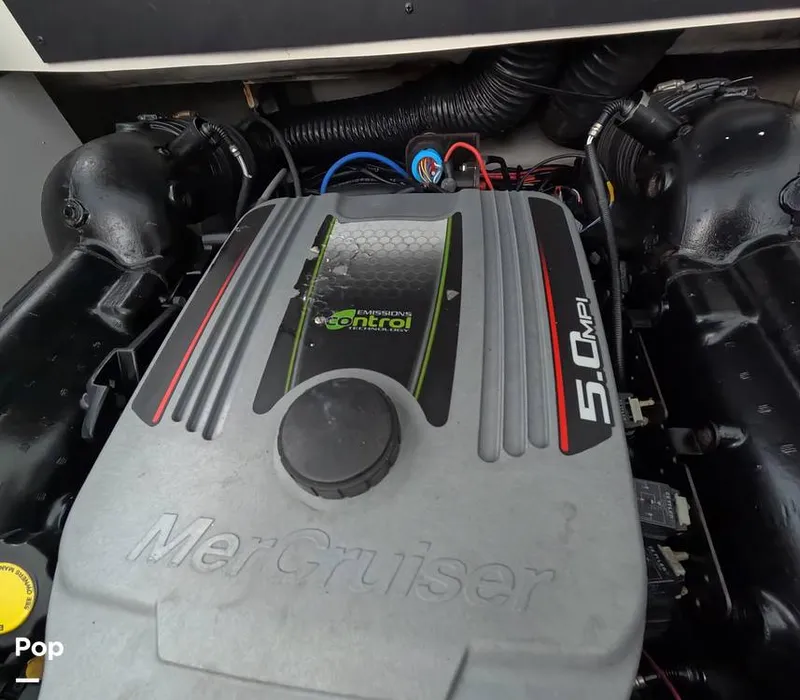 Slide: The Image of Sea Ray SLX 210 2011 - 15781298