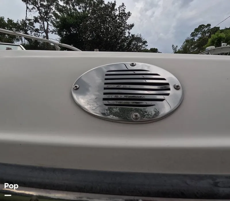 Slide: The Image of Sea Ray SLX 210 2011 - 15781103