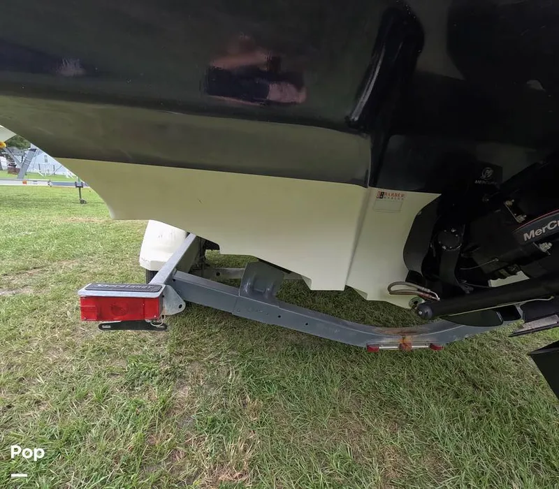 Slide: The Image of Sea Ray SLX 210 2011 - 15781221