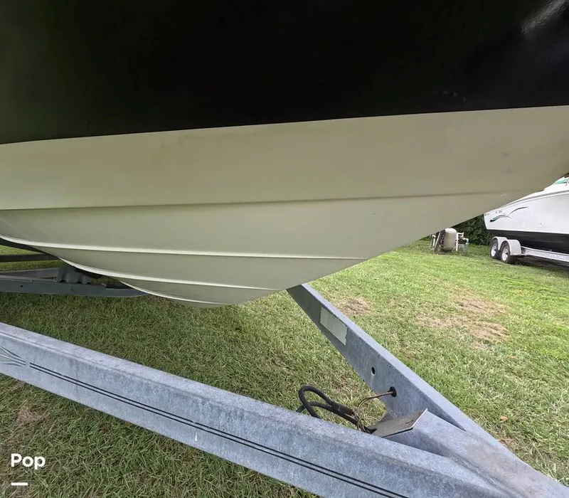 Slide: The Image of Sea Ray SLX 210 2011 - 15781234