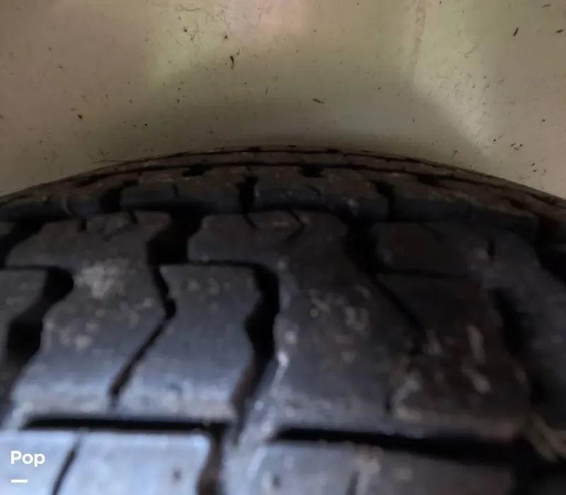 Slide: The Image of Sea Ray SLX 210 2011 - 15781245