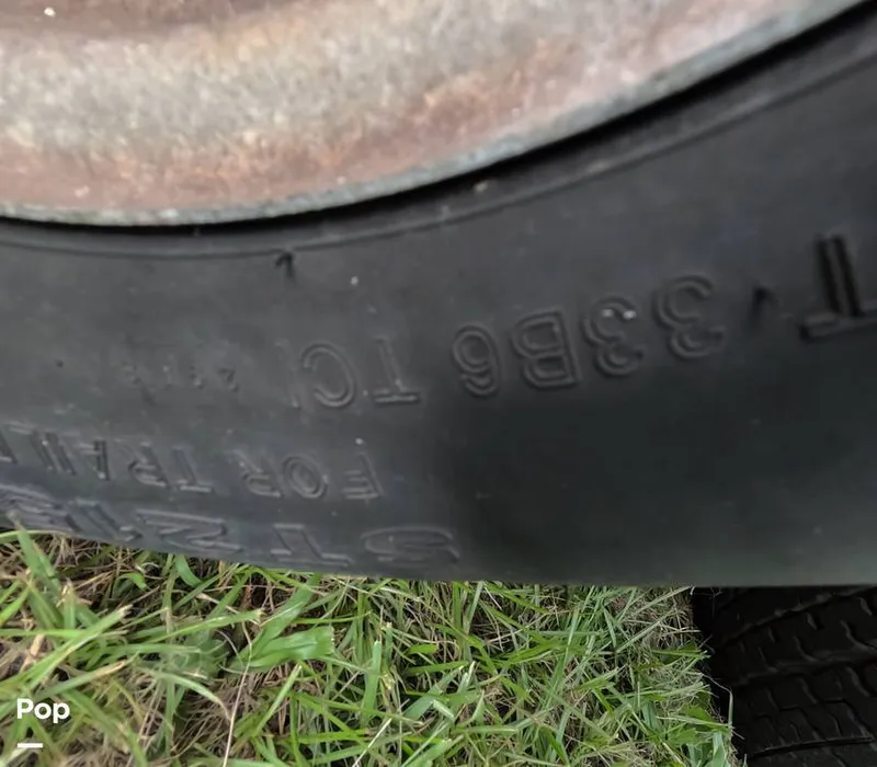 Slide: The Image of Sea Ray SLX 210 2011 - 15781246