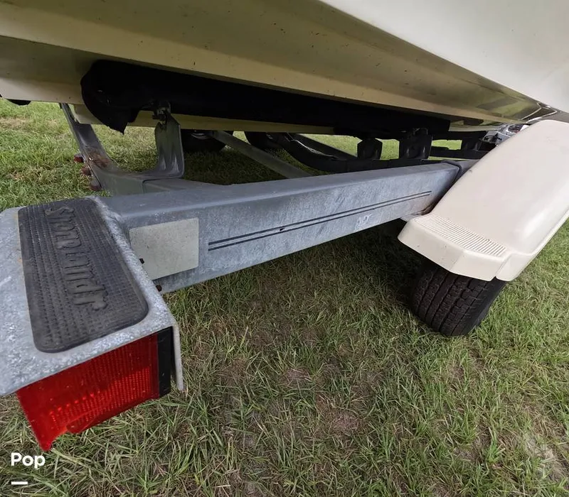 Slide: The Image of Sea Ray SLX 210 2011 - 15781247