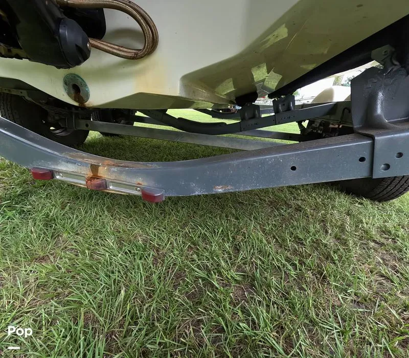 Slide: The Image of Sea Ray SLX 210 2011 - 15781248