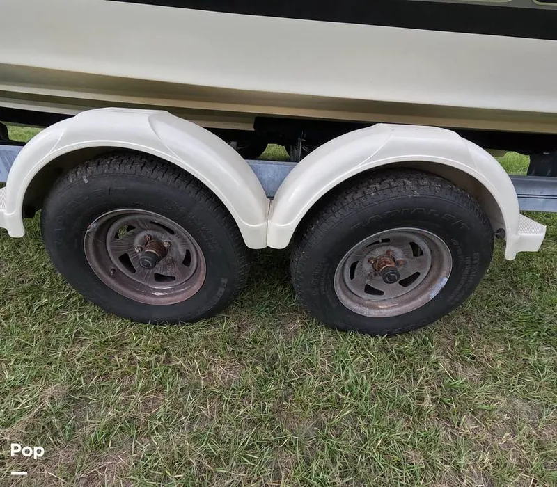 Slide: The Image of Sea Ray SLX 210 2011 - 15781251