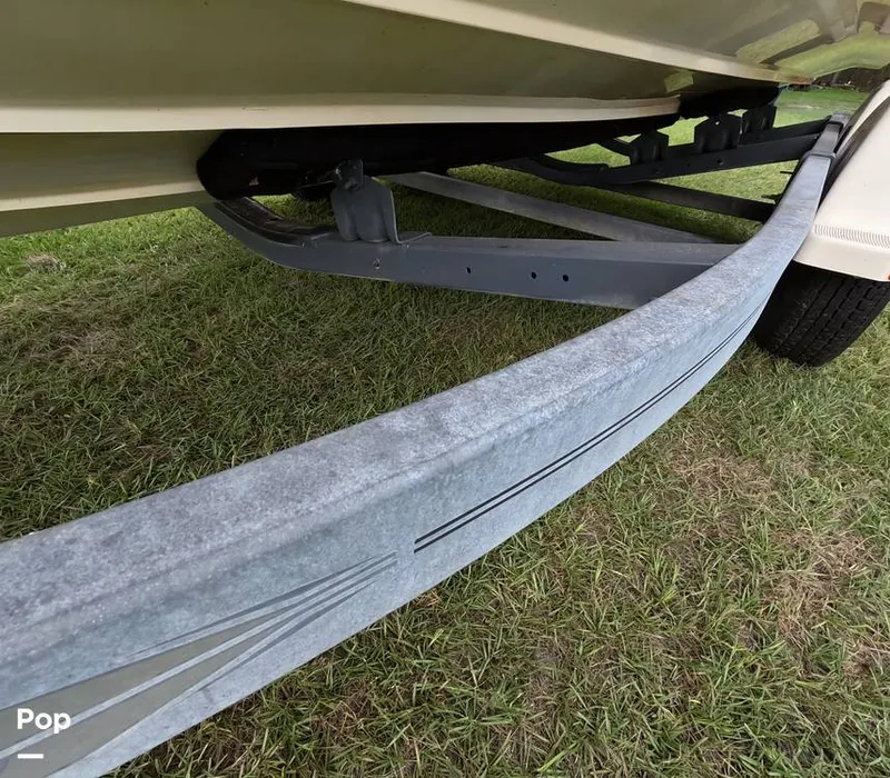 Slide: The Image of Sea Ray SLX 210 2011 - 15781256