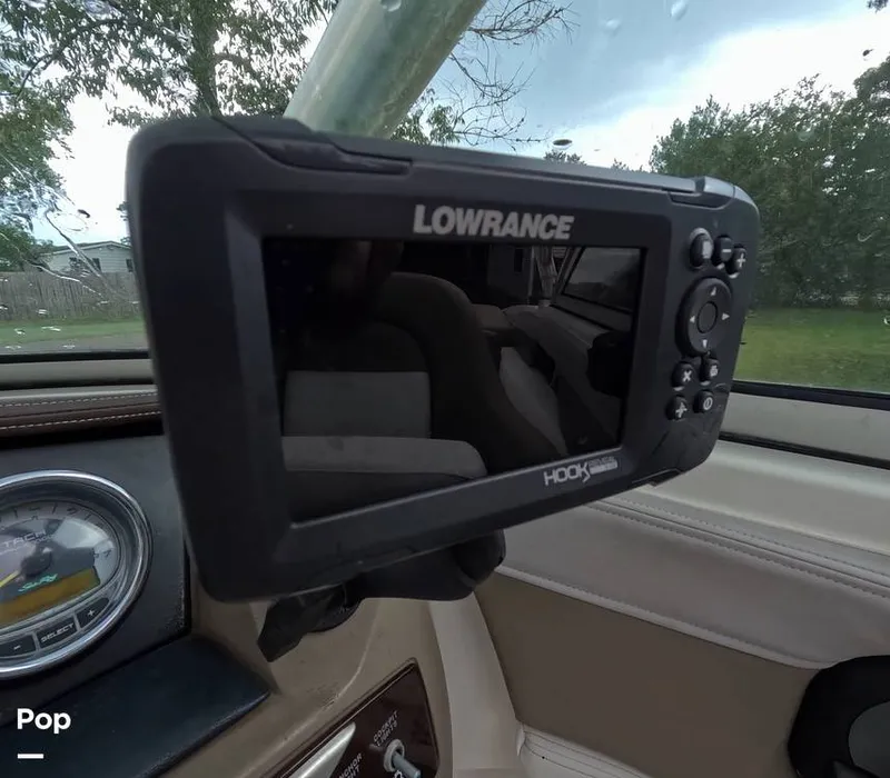 Slide: The Image of Sea Ray SLX 210 2011 - 15781279