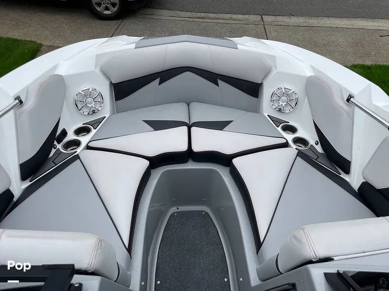 Slide: The Image of Centurion Fi23 2018 - 15862907