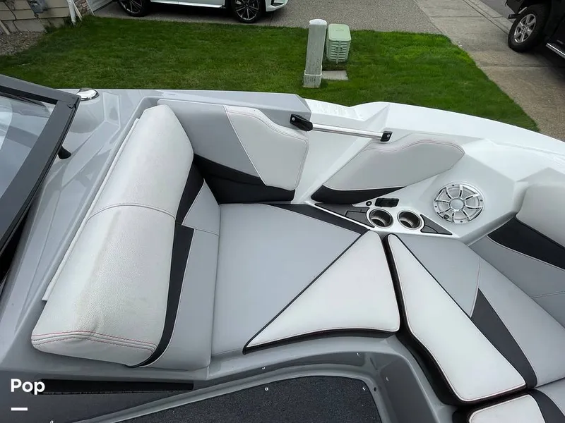 Slide: The Image of Centurion Fi23 2018 - 15862908