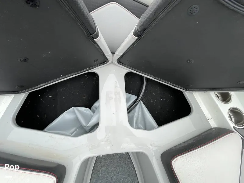 Slide: The Image of Centurion Fi23 2018 - 15862910