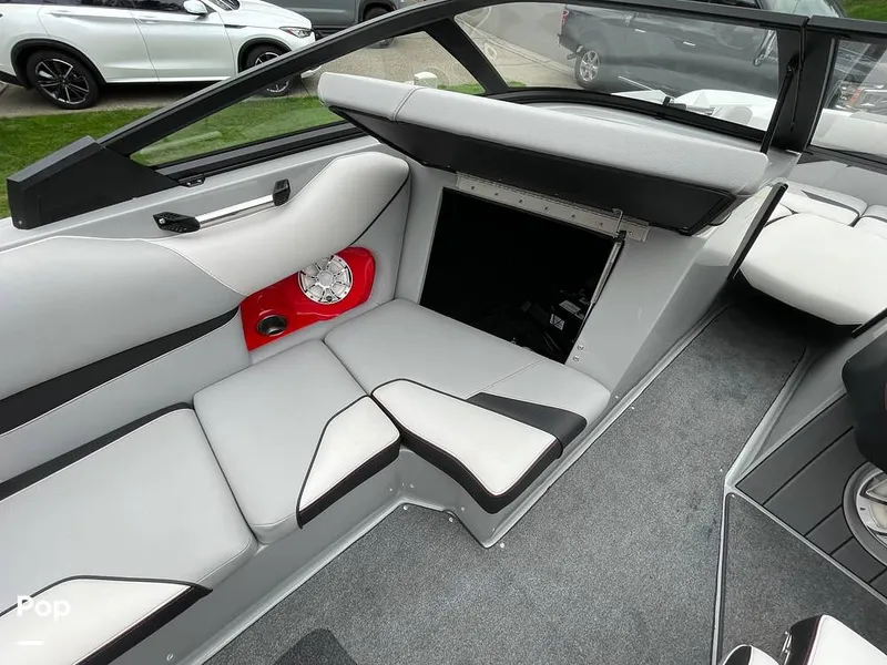 Slide: The Image of Centurion Fi23 2018 - 15862914