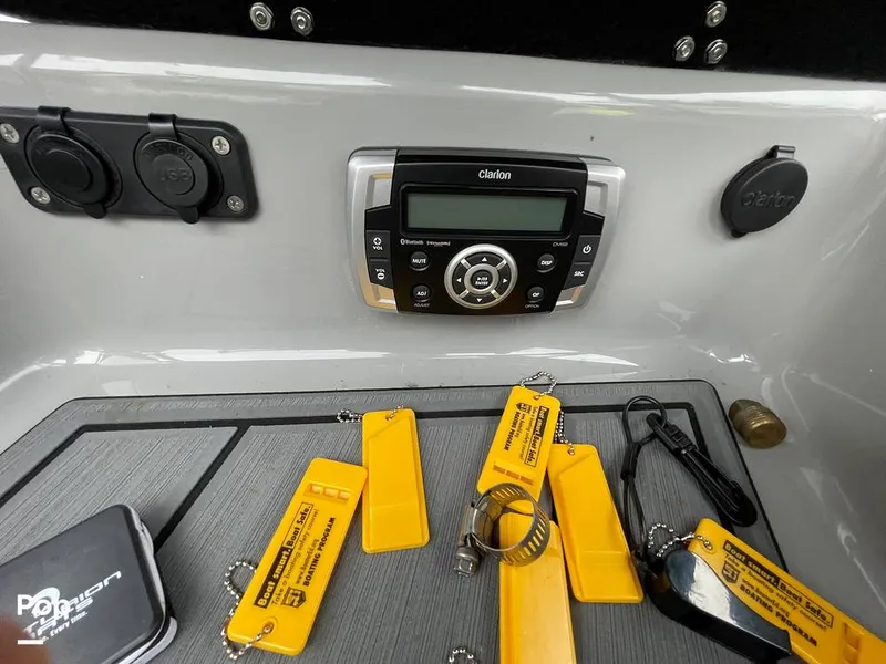 Slide: The Image of Centurion Fi23 2018 - 15862917