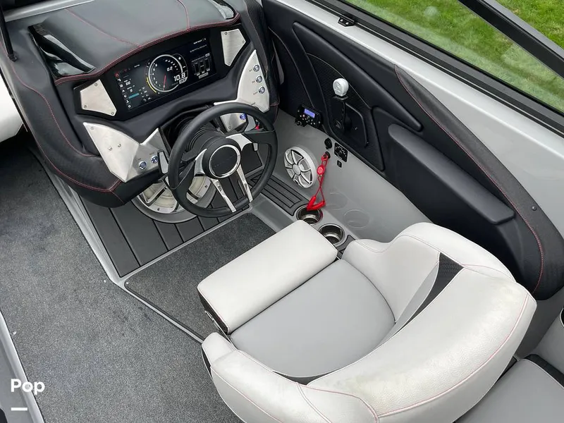 Slide: The Image of Centurion Fi23 2018 - 15862920