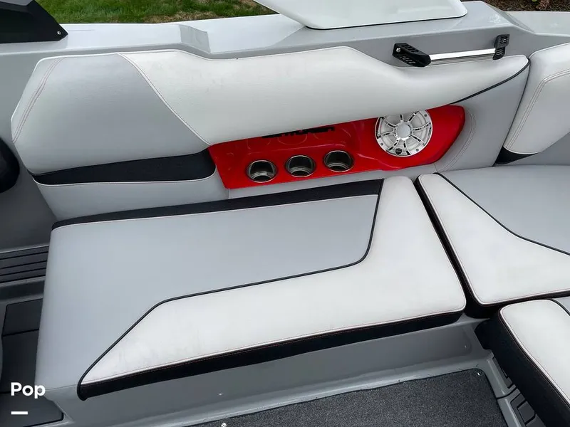 Slide: The Image of Centurion Fi23 2018 - 15862921