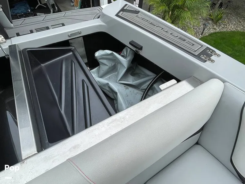 Slide: The Image of Centurion Fi23 2018 - 15862929